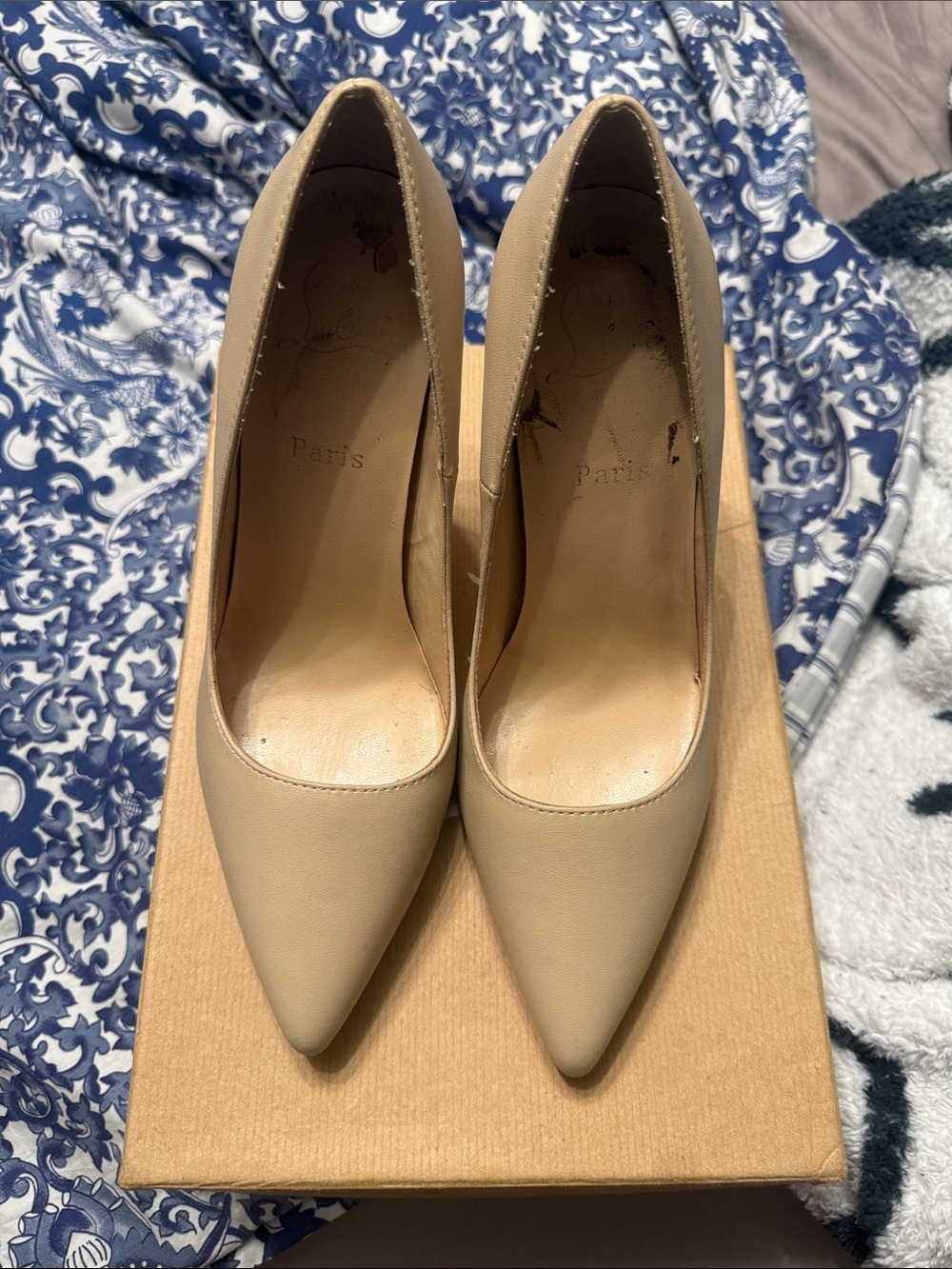 Classic Nude Pointed-Toe Women's Pumps